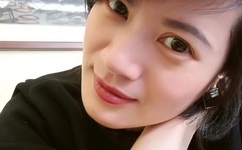 女子在直播间裸露身体被抓